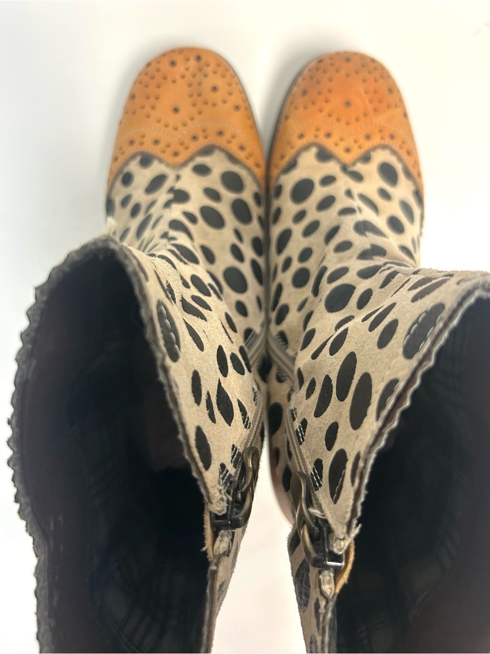 L'Artiste Spring Step Boots Perignon Wing-tip Polka Dot Leather Artsy 39 US 8.5 - Picture 7 of 15
